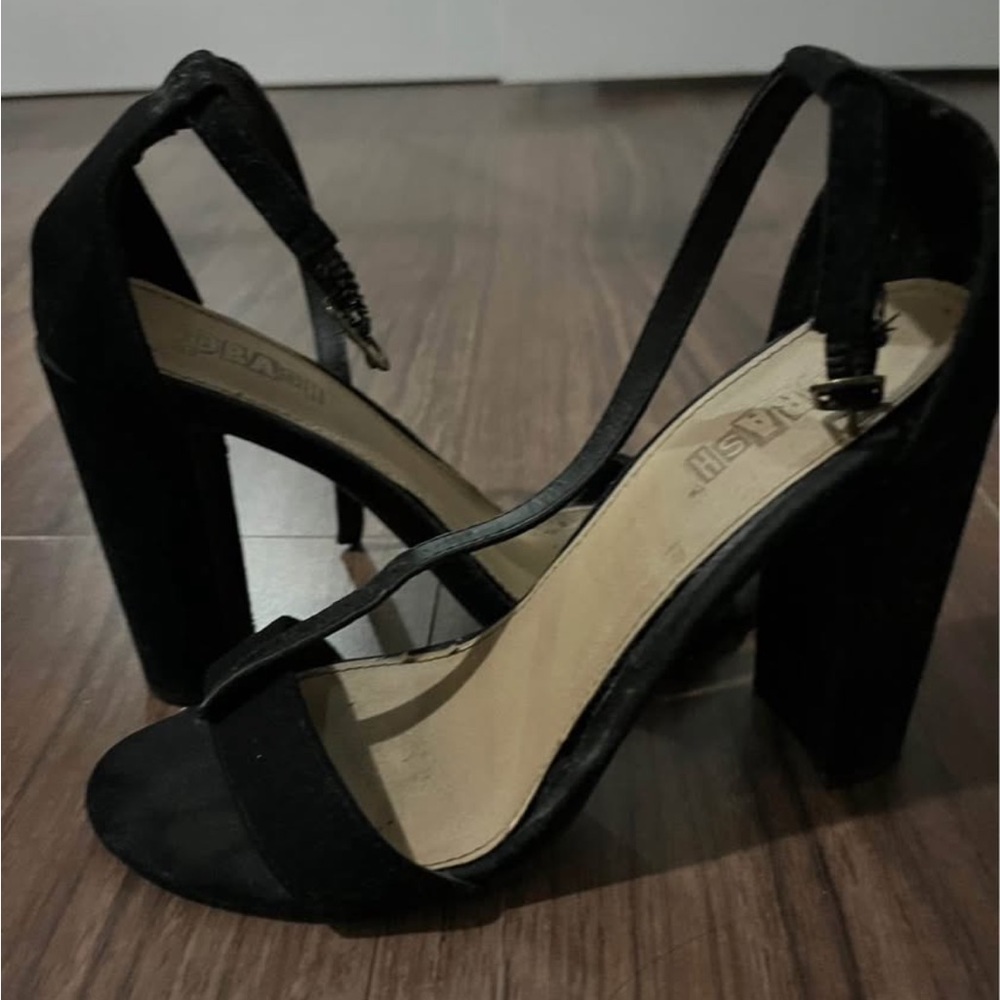 Black Chunky High Heels